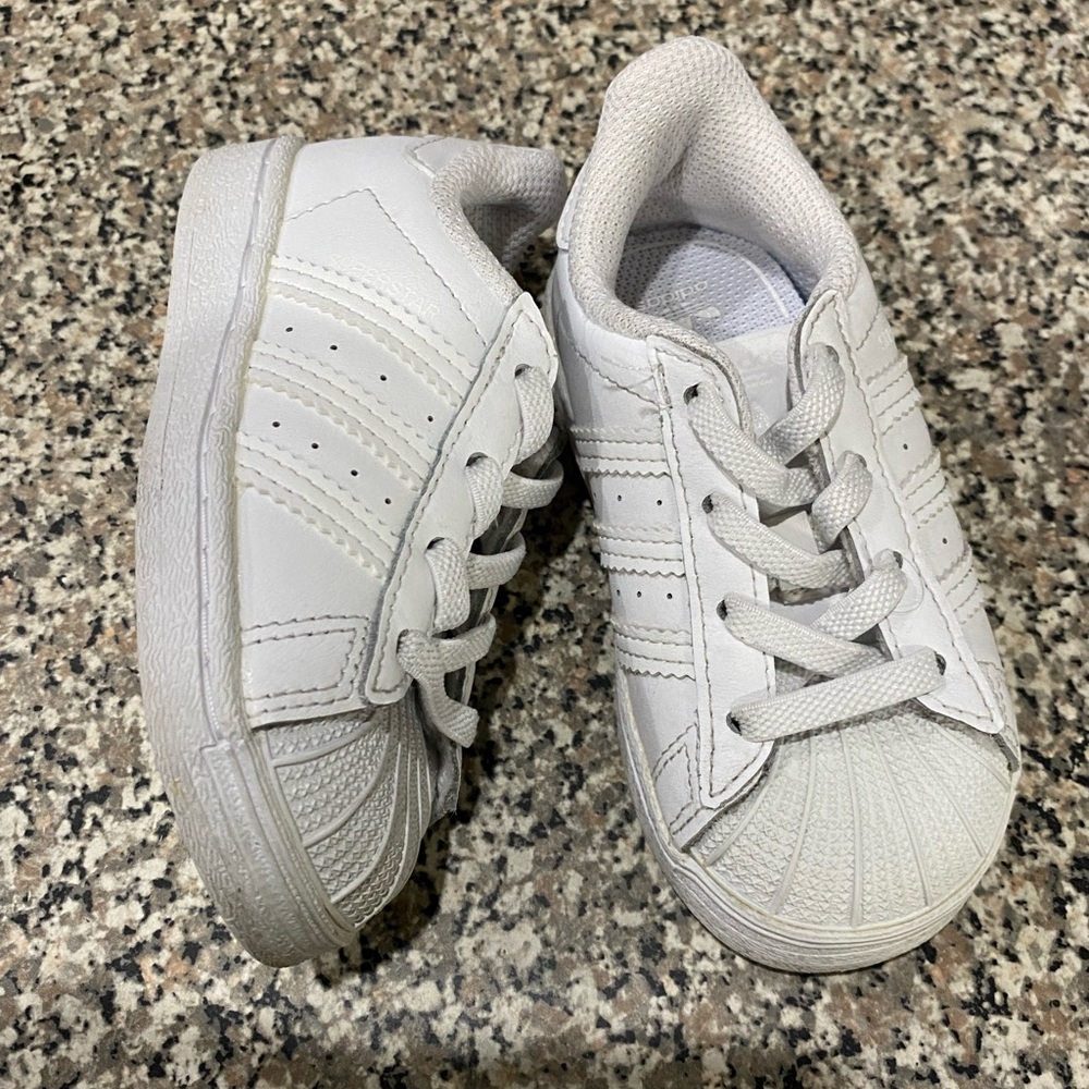 Adidas kids size 6 k